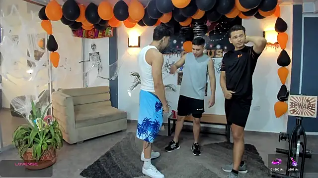 badguyss bisex online show from November 5, 2025, 11:35 am