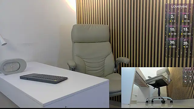 lulu 072 online show from September 24, 2025, 12:07 am