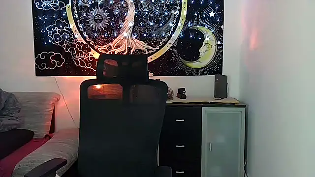 SexxyLiviaa online show from November 13, 2025, 2:04 am