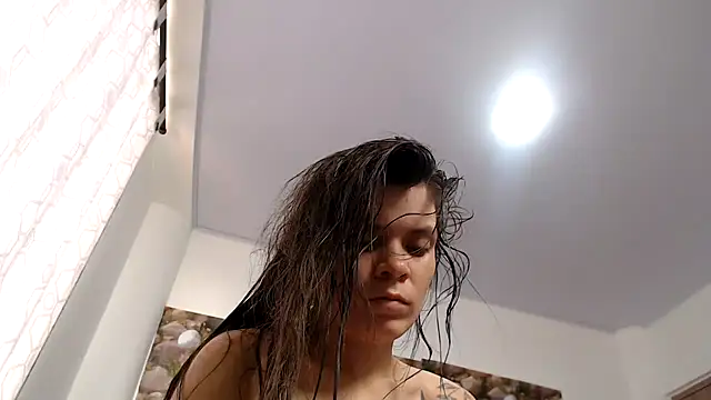 Snapshot of Karla_sweed chatting on February 14, 2026, 7:47 pm Karla sweed online show from February 14, 2026, 7:47 pm