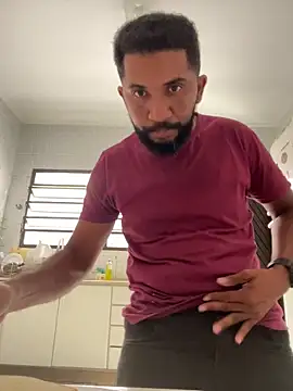 Snapshot of MiddlingAffluent chatting on March 31, 2026, 1:35 pm MiddlingAffluent online show from March 31, 2026, 1:35 pm