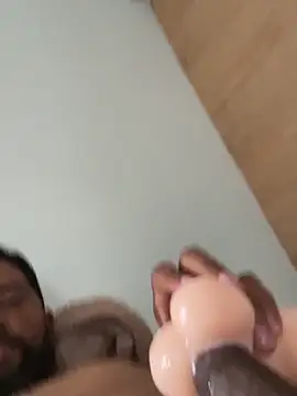 Snapshot of MiddlingAffluent chatting on April 3, 2026, 3:29 pm MiddlingAffluent online show from April 3, 2026, 3:29 pm