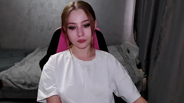 Tessa Walker online show from July 30, 2026, 9:41 am