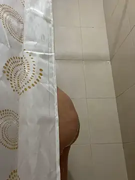 Lilly Peach22 online show from March 22, 2026, 2:26 am