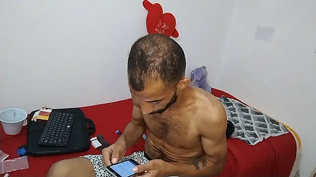 UncutToyBoy23cm online show from March 16, 2025, 8:32 am