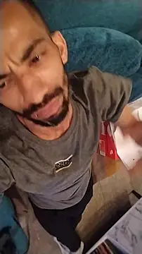 UncutToyBoy23cm online show from March 14, 2025, 7:12 pm