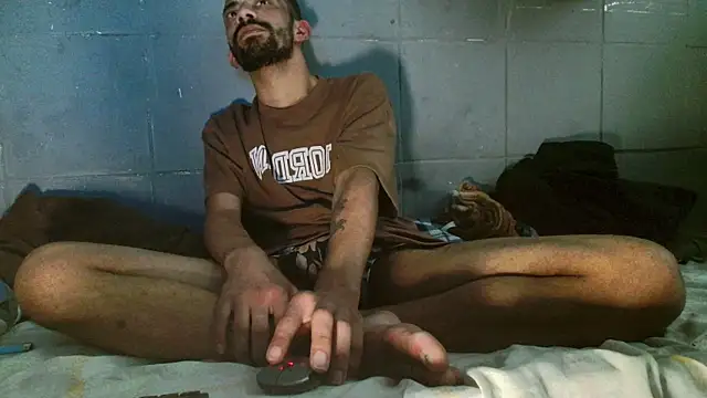 UncutToyBoy23cm online show from July 24, 2026, 6:20 am