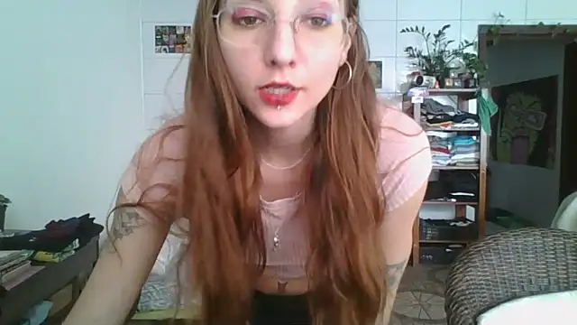 Snapshot of SweetyBabyDemon chatting on November 2, 2025, 3:17 pm SweetyBabyDemon online show from November 2, 2025, 3:17 pm