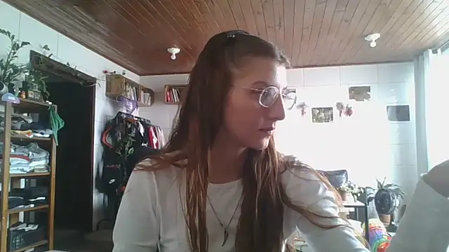 Snapshot of SweetyBabyDemon chatting on October 21, 2025, 1:32 pm SweetyBabyDemon online show from October 21, 2025, 1:32 pm