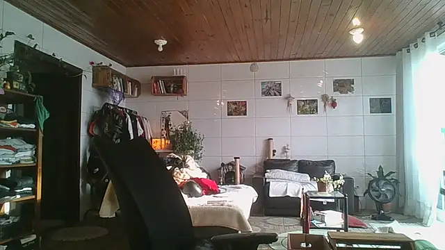 Snapshot of SweetyBabyDemon chatting on October 16, 2025, 7:55 pm SweetyBabyDemon online show from October 16, 2025, 7:55 pm