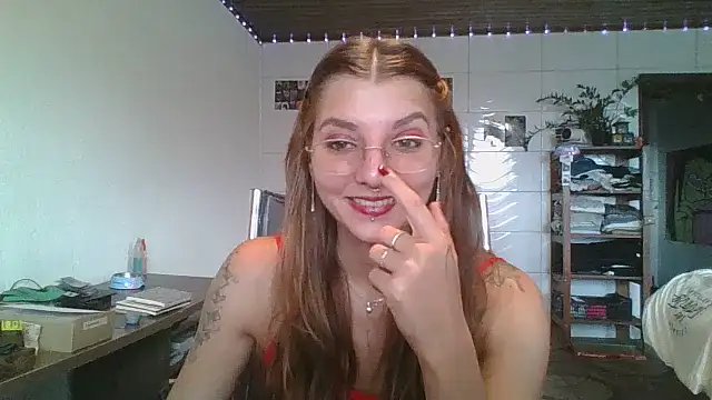 SweetyBabyDemon online show from April 11, 2026, 7:06 pm