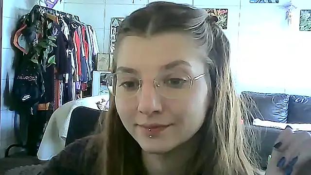 Snapshot of SweetyBabyDemon chatting on October 22, 2025, 2:38 pm SweetyBabyDemon online show from October 22, 2025, 2:38 pm