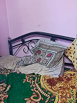 GlassBarge9 online show from December 20, 2025, 8:39 am