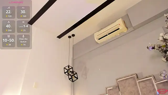 BrianaHazel online show from April 15, 2026, 6:12 pm