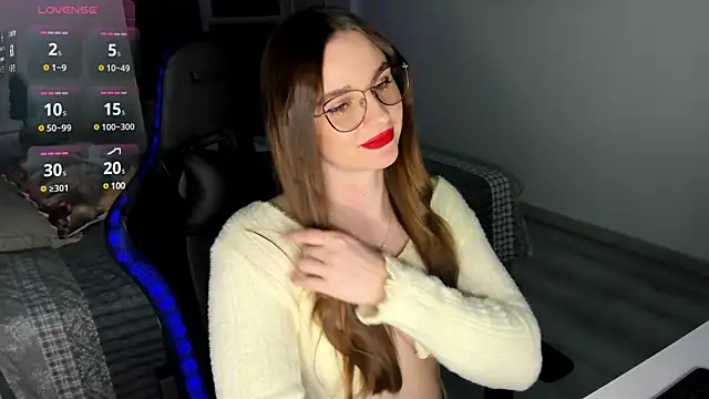 MCfly 11 online show from February 9, 2025, 1:44 am