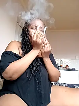 Snapshot of ThaBundaa chatting on March 1, 2026, 5:40 am ThaBundaa online show from March 1, 2026, 5:40 am