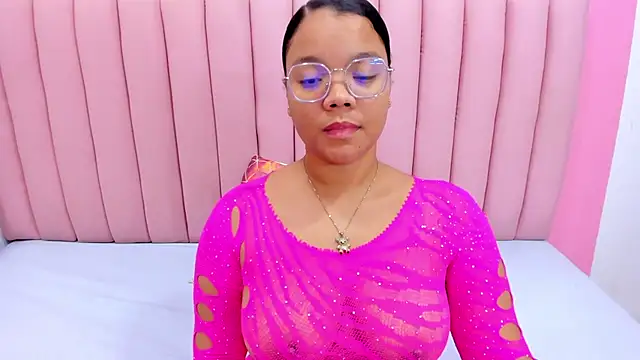 Snapshot of ISABELLA_020 chatting on March 6, 2025, 12:19 pm ISABELLA 020 online show from March 6, 2025, 12:19 pm