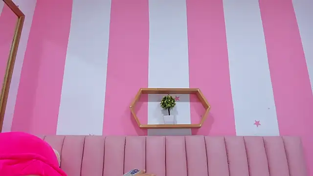 Snapshot of ISABELLA_020 chatting on October 30, 2025, 2:25 pm ISABELLA 020 online show from October 30, 2025, 2:25 pm