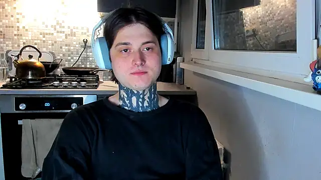  torfin  online show from April 26, 2026, 9:56 pm