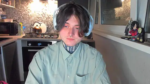  torfin  online show from February 8, 2026, 8:28 pm