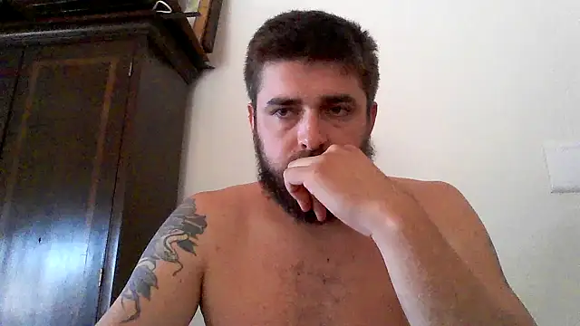 Dat1994 online show from February 6, 2025, 2:26 pm