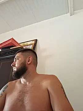 Dat1994 online show from February 13, 2025, 8:45 pm