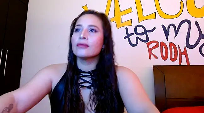 nathy 28latex online show from December 15, 2024, 6:15 pm