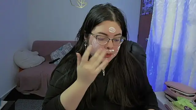 Snapshot of Aria_Fullbuster chatting on February 21, 2026, 9:17 pm Aria Fullbuster online show from February 21, 2026, 9:17 pm