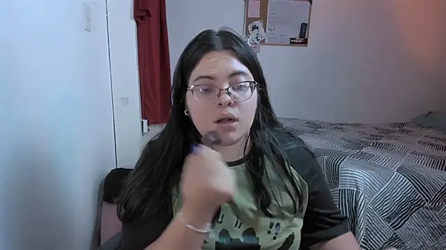 Aria Fullbuster online show from October 16, 2025, 8:28 pm