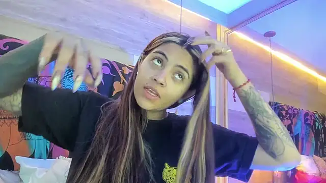 Cori Paige online show from April 10, 2026, 4:08 am