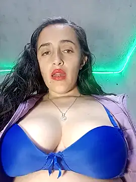 anndreapds online show from February 26, 2025, 1:14 am