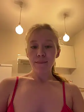 Eva Weyne online show from July 7, 2026, 9:29 pm