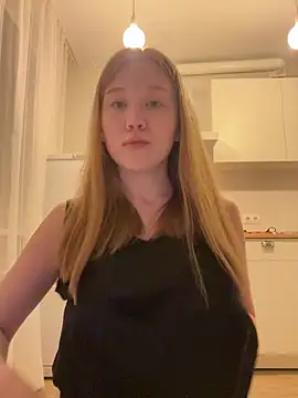 Eva Weyne online show from February 28, 2026, 9:14 pm