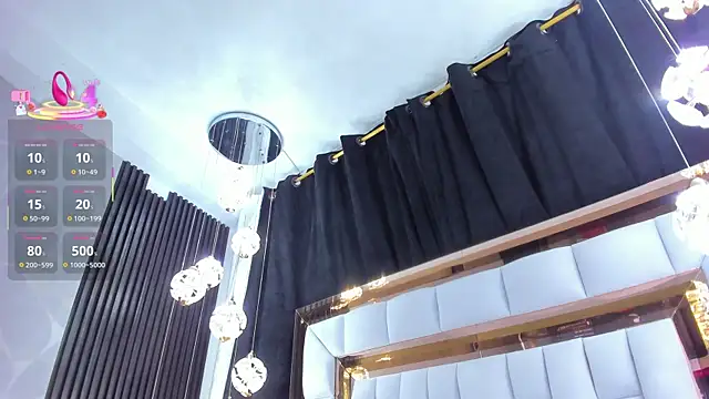 SarayRoyse online show from December 16, 2025, 7:18 pm