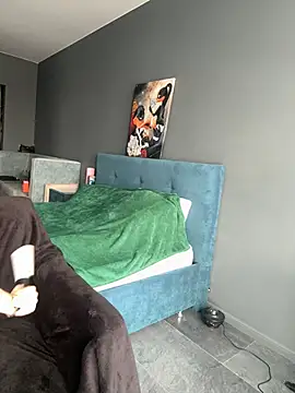 Snapshot of Sweet__Milly chatting on March 3, 2025, 12:17 pm Sweet Milly online show from March 3, 2025, 12:17 pm