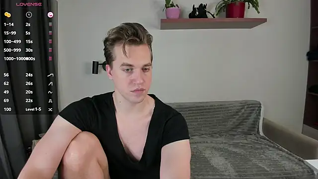 AustinButler online show from December 15, 2024, 8:36 pm