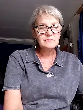 irinamaux online show from June 23, 2026, 2:20 am