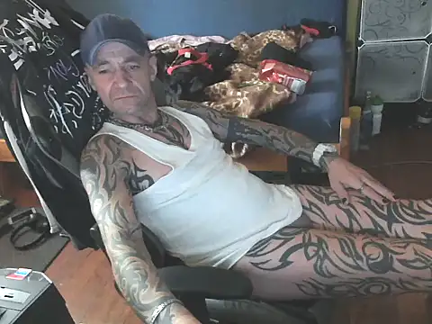 Tomi18cmm2 online show from September 27, 2025, 1:17 pm