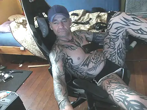 Tomi18cmm2 online show from October 3, 2025, 2:29 pm