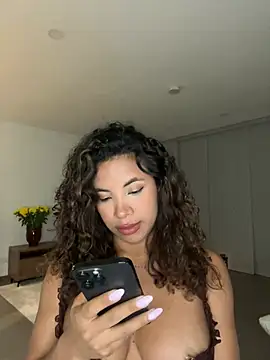 Brunettexio online show from January 16, 2026, 1:09 am