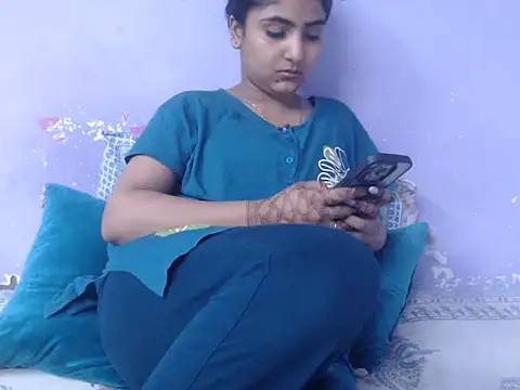 Snapshot of Freya_nia chatting on October 26, 2025, 1:33 pm Freya nia online show from October 26, 2025, 1:33 pm