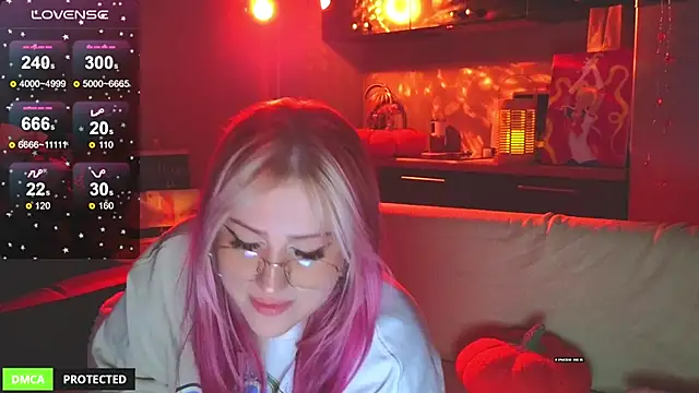 Snapshot of princess_sofiee chatting on October 18, 2025, 1:18 am princess sofiee online show from October 18, 2025, 1:18 am