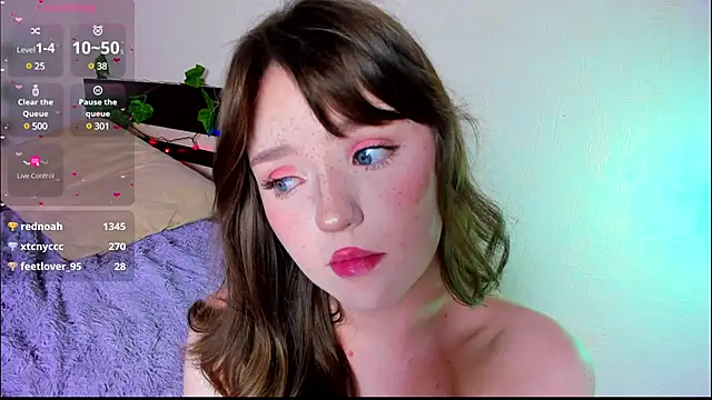 lexxxxxxi online show from March 1, 2025, 1:22 am