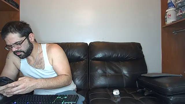 Zander823 online show from March 18, 2026, 7:04 pm