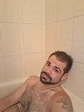 Snapshot of Zander823 chatting on February 15, 2026, 3:29 am Zander823 online show from February 15, 2026, 3:29 am