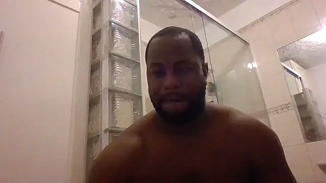 Snapshot of Bighood_T chatting on February 7, 2026, 5:04 am Bighood T online show from February 7, 2026, 5:04 am