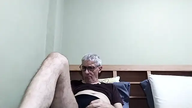 BIGUNCUTHARDCOCK online show from January 8, 2026, 2:01 pm