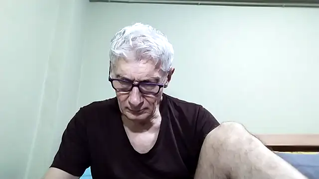 BIGUNCUTHARDCOCK online show from November 3, 2025, 2:50 am