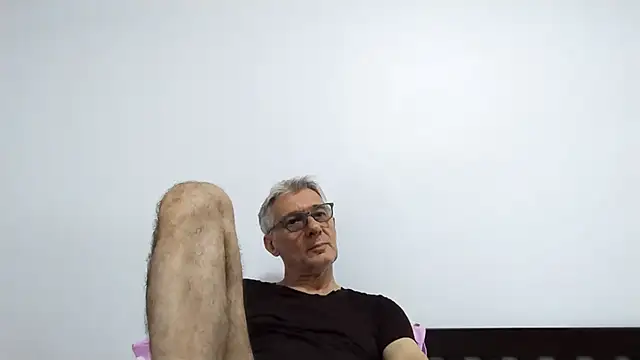 BIGUNCUTHARDCOCK online show from May 15, 2026, 11:14 pm