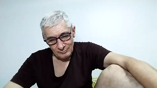 BIGUNCUTHARDCOCK online show from February 28, 2026, 1:44 pm